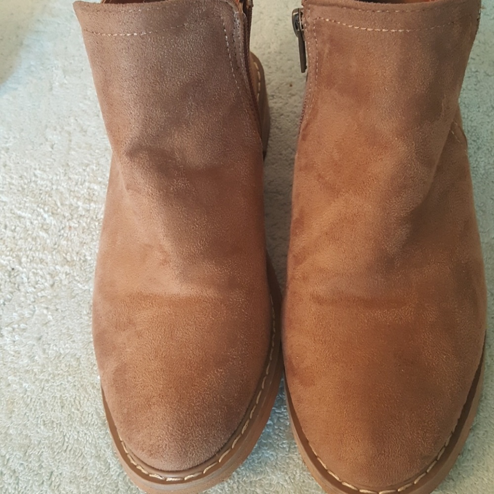 Seven shoes nwot